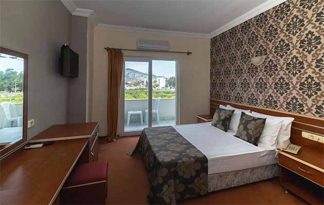 grand-derin-hotel