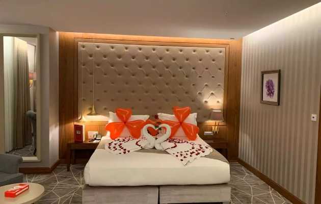 هتل-لاله-پارک-تبریز