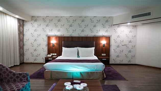 هتل-پارسیان-شیراز