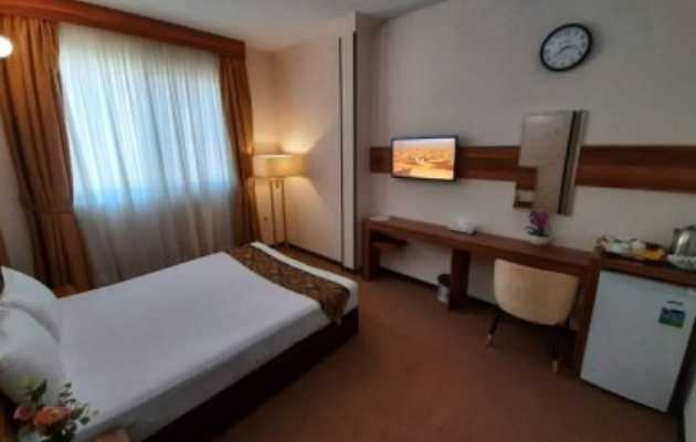 هتل-انقلاب-مشهد