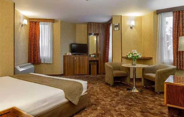 هتل-پارسیان-سوئیت-اصفهان