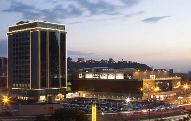 هتل-لاله-پارک-تبریز