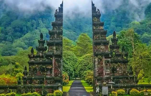 تور-بالی---سنگاپور-(-7-شب-و-8-روز-|-20-دی-1404)